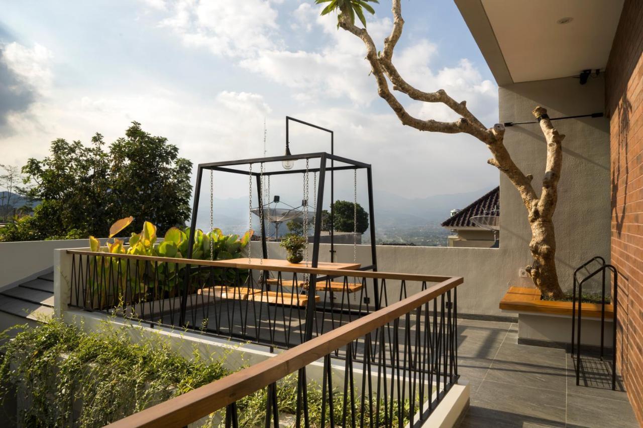 Gaia Lodge The Kusuma Hill Batu - Malang Eksteriør billede